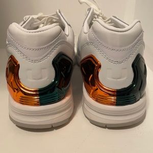 Adidas 10.5 white custom torsion shoes